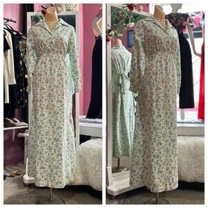 Vintage 70s Floral Print Maxi Dress White Blue Fleece Cottage Prairie M/L